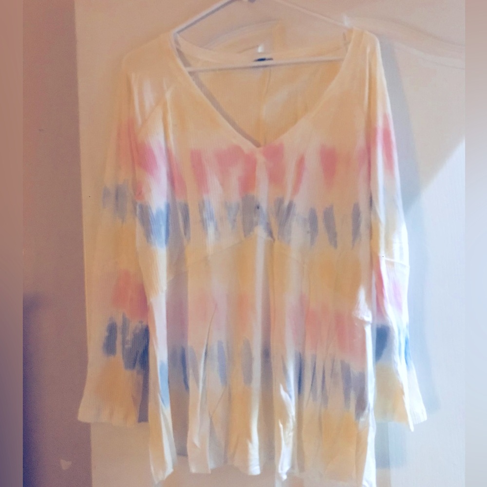 Women’s V-Neck Top